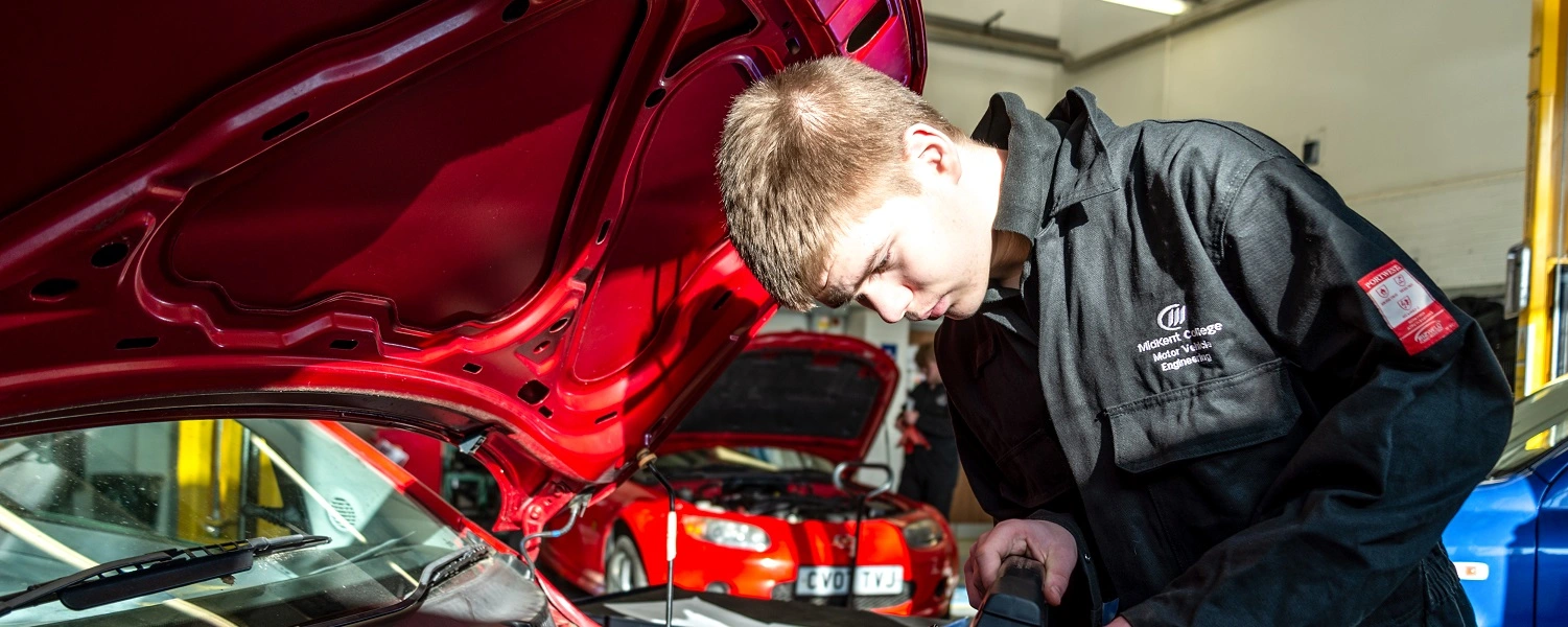 Motor Vehicle student in a workshop